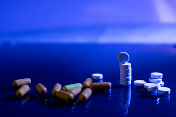 Pastillas y Medicamentos listas para curar SOS