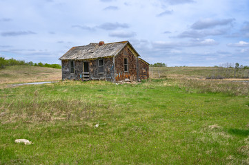 Old homestead house on the prairie near Big Valley, Alberta, Canada