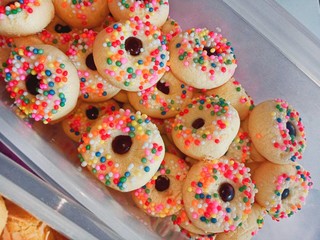 Sago cakes