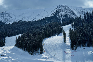 Fototapeta na wymiar The image of the ski slopes.