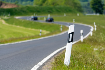 Landstrasse in der Eifel