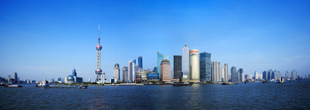 The Bund in Pudong, Shanghai © ImageHit