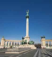 Fototapeta na wymiar Large panoramic view of Heroes Square with statue complex featuring the Seven Chieftains of the Magyars. Budapest, Hungary