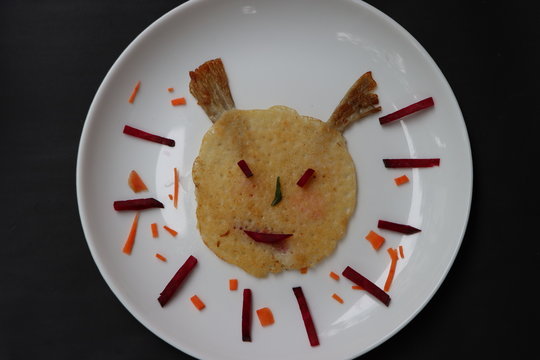Face shaped fun pancake for kids