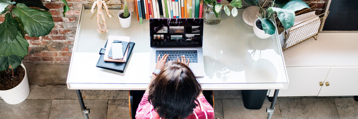 Businesswoman working at the desk