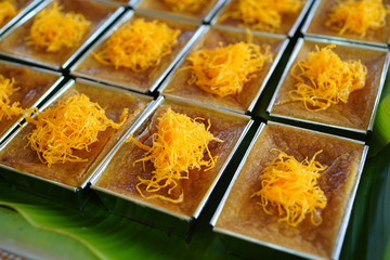 Mung Bean Thai Custard Dessert Recipe or Khanom Maw Kaeng on banana leaf.