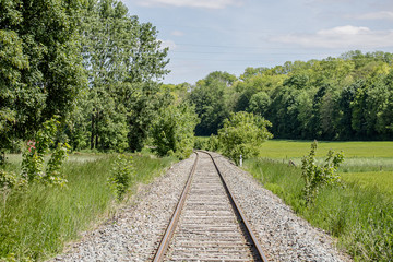 voie de chemin de fer dans la campagne française