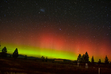Fototapeta na wymiar Southern lights in New Zealand