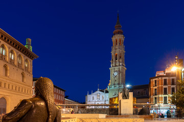 Obraz premium Salvador de Zaragoza Cathedral in Zaragoza, Spain.