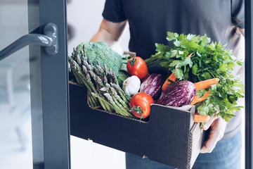 Fresh organic greens and vegetables delivery