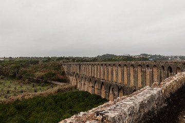 Fototapeta na wymiar Aqueduct in Tomar, Portugal