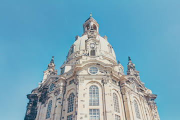Obraz premium Die evangelische Frauenkirche in der Altstadt von Dresden in Sachsen, Deutschland