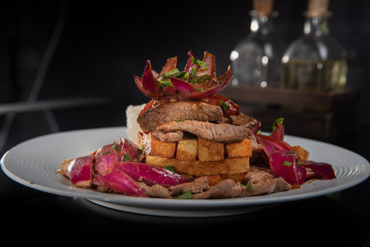 Lomo Saltado, Comida Tradicional Peruana