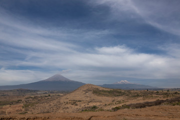 Fototapeta na wymiar volcano in mexico