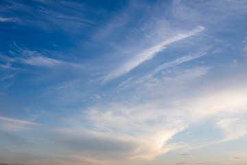 Obraz premium Cirrus clouds high in the sky. Background and texture for text writing