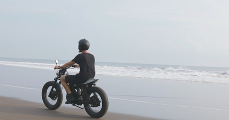 Fototapeta na wymiar biker beach motorcycle