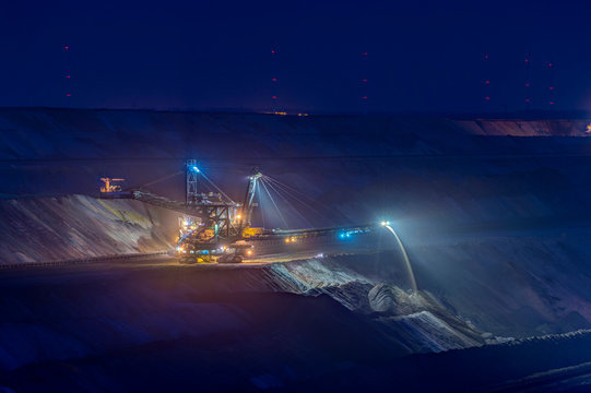 Germany, Juechen, lighted spreader at brown coal mining Garzweiler