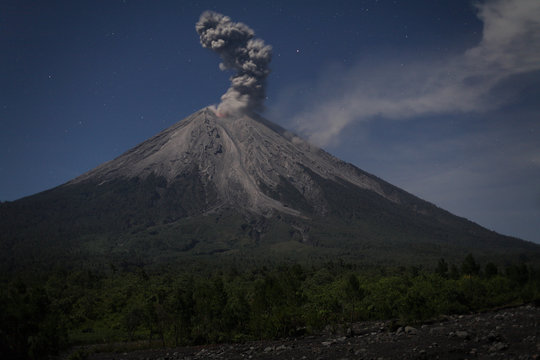 Indonesia, East Java, Semeru volcano, Ash eruption