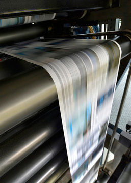 Printing of newspapers in a printing shop