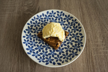 Brownie with Vanilla Icecream