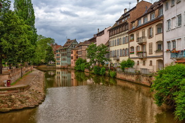 Fototapeta na wymiar Historic quarter of Petite France with bridge, Strasbourg, France