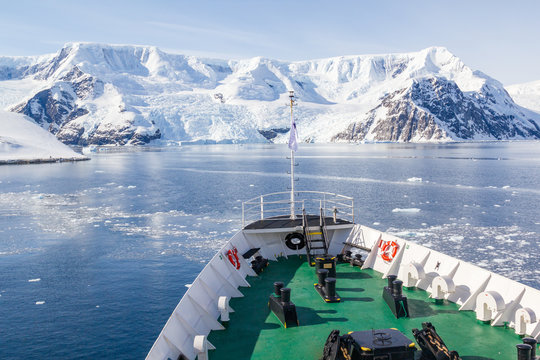 Antarktis, Auf dem Weg zur N&auml;chsten Anlegebucht