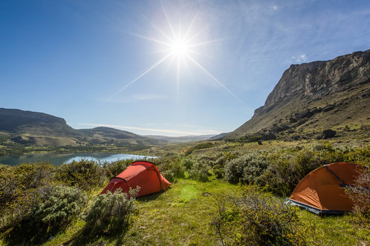 Chile, Regi&oacute;n de Magallanes y de la Ant&aacute;rtica Chilena, Ultima Esperanza, Torres del Paine, Patagonien, wilde Natur, Camping am Lago Sof&iacute;a