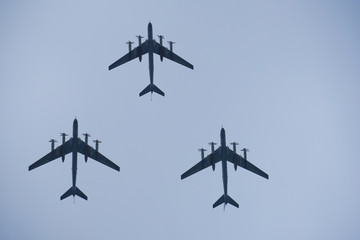 Russian military aircraft flies over the city