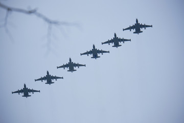Russian military aircraft flies over the city