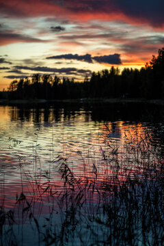 Finnland, 10 Tage leben im M&ouml;kki, auf einer Insel die nur mit dem Ruderboot zu erreichen ist. Der n&auml;chste Ort Juvola ist 1 km entfernt. Region Linnansaari Nationalpark, Ein toller Sonnenuntergang