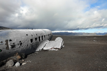 Fototapeta na wymiar Famous plane wreck on Solheimasandur beach in Iceland, Europe