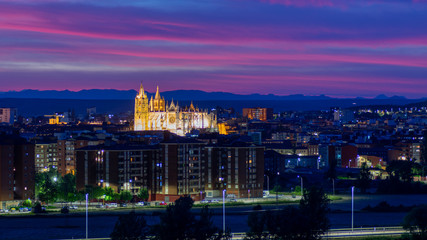 Panoramic photograph of the city of León, Spain. Taken between the end of the golden hour and the start of the blue hour
