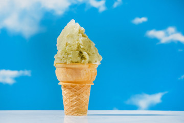 アジア風　抹茶、ほうじ茶のかき氷　Green tea shaved ice