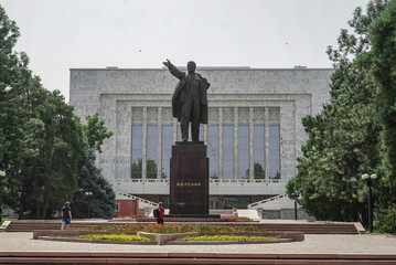 Bishkek, Kyrgyzstan - July 27, 2019: Lenin statue near Ala too square - 351463530