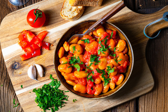 Rustic giant beans with fresh tomato sauce