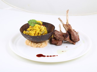 rack of lamb with bulgur