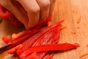 salad, green red pepper, sweet pepper, bitter pepper, carrot, salad, cuisine, food, knife, sliced, proper nutrition