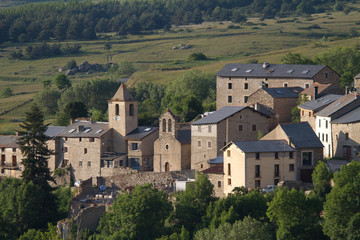 Village et clocher de Eyne
