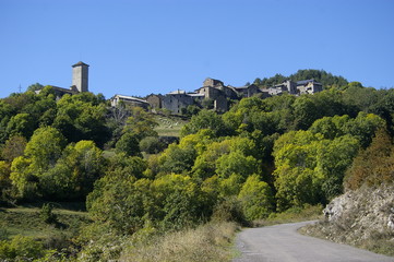 Fototapeta na wymiar Paisaje natural y rural de Fanlo. Huesca. España 