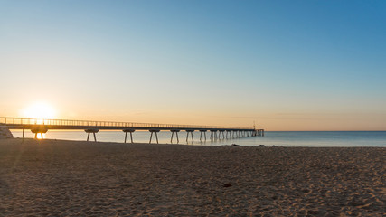 Obraz premium dawn in a beach of spain