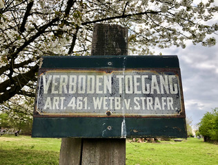 No entry sign on Dutch farm