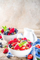 Healthy Breakfast, Homemade Oatmeal with Berries