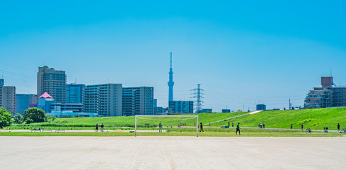 東京 荒川河川敷のサッカー場 ~ Arakawa Riverbed, Tokyo, Japan ~ © 拓也 神崎