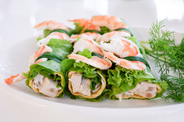 Shrimp roll wrapped with vegetable, healthy vietnamese food