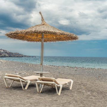 Die Einsamkeit am Strand genie&szlig;en