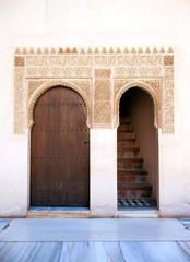 Fototapeta na wymiar Alhambra door and stairs