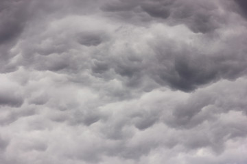 fascinating storm clouds of unusual shape