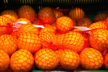 Orange fruit on the market