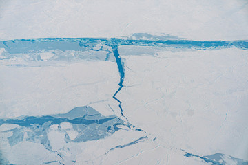 Eisschollen von Oben, Landschaft der Arktis