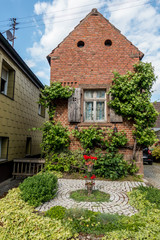 Kleines Backstein Haus